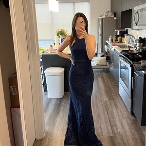 Lulu’s navy blue lace formal/prom dress